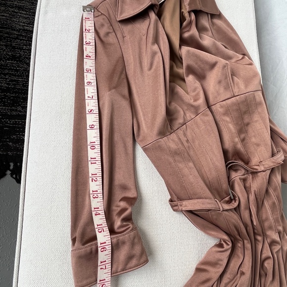 Karen Millen blush (6) fitted shirt-dress, midi-length, like new. - Picture 16 of 16